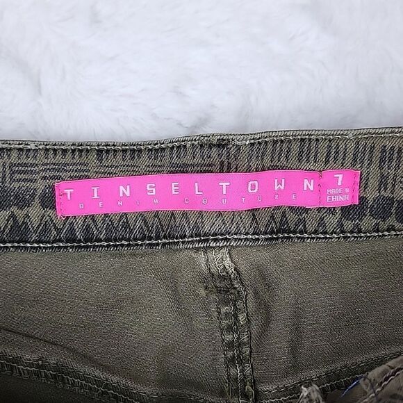 ‎TINSELTOWN Aztec Jean Shorts [SIZE 7] - Picture 2 of 5
